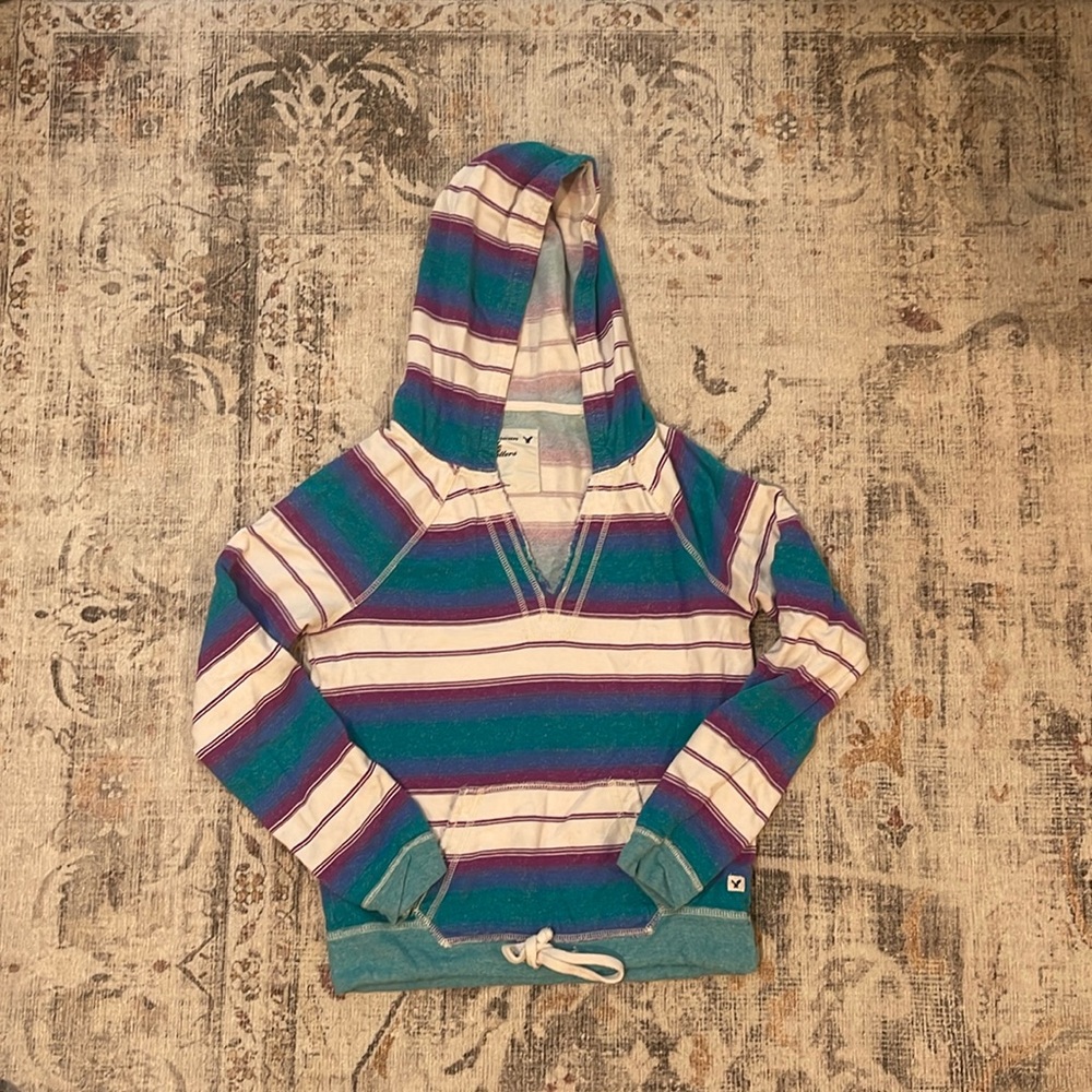 American Eagle Blue and purple hoodie #beachvibes
